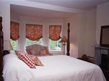 Freemason Inn Bed And Breakfast Νόρφολκ Εξωτερικό φωτογραφία