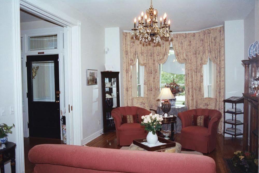 Freemason Inn Bed And Breakfast Νόρφολκ Εξωτερικό φωτογραφία